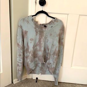 LuLus distressed sweater